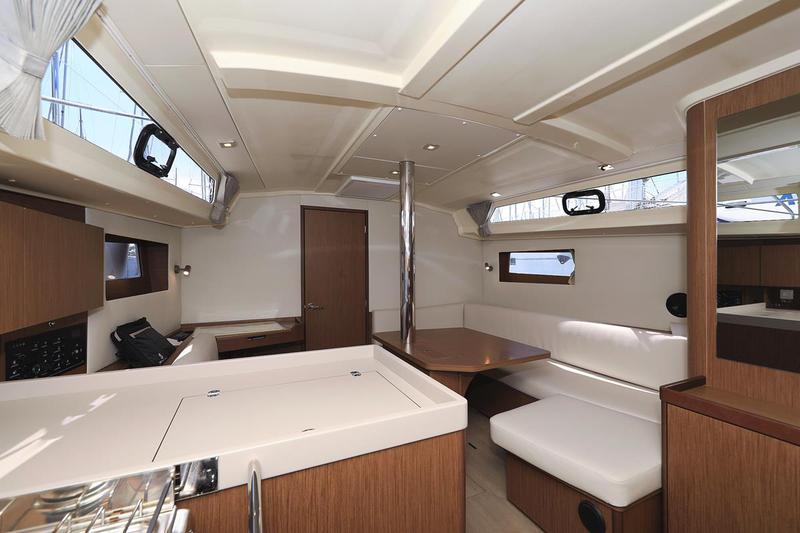 Book yachts online - sailboat - Oceanis 41.1 - Dalmatinka - rent