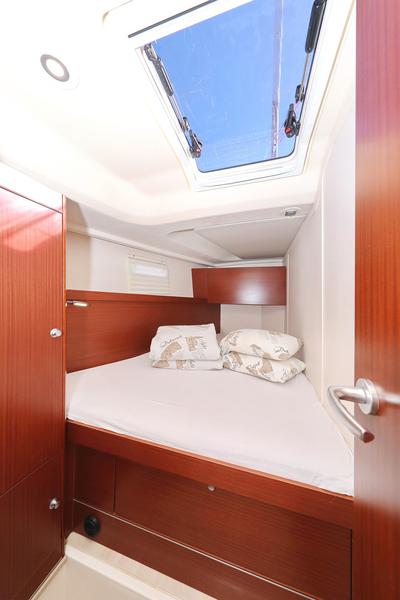 Book yachts online - sailboat - Hanse 505 - Nala - rent