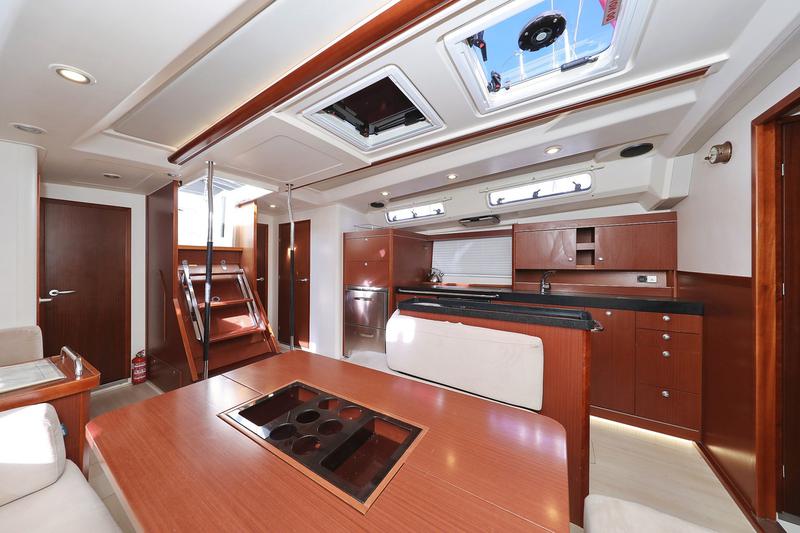 Book yachts online - sailboat - Hanse 505 - Nala - rent