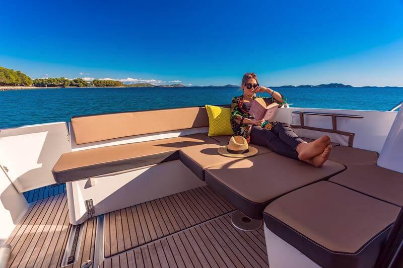 Book yachts online - motorboat - Merry Fisher 855 - Dobrila - rent