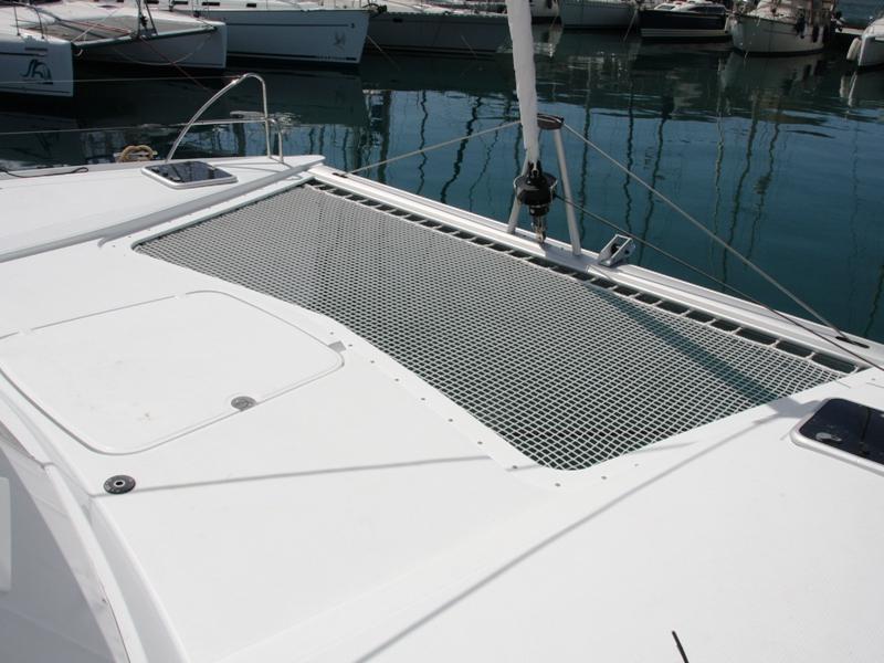 Book yachts online - catamaran - Lucia 40 - Sky Maria - rent
