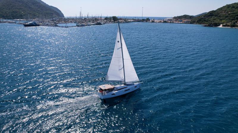 Book yachts online - sailboat - Sun Odyssey 410 - Sky Asya - rent