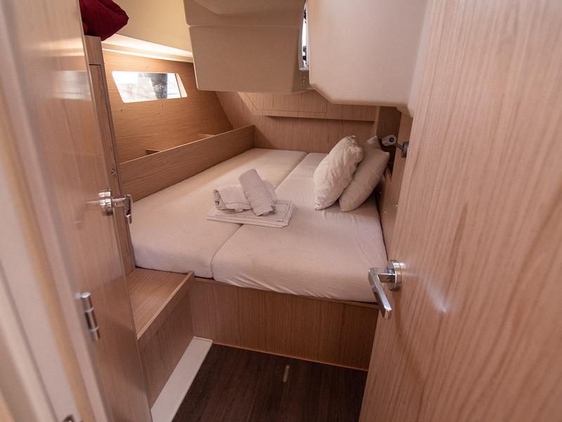 Book yachts online - sailboat - Oceanis 41.1 - KOSTIS - rent