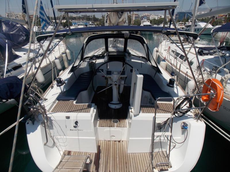 Book yachts online - sailboat - Oceanis 37 - MINA - rent