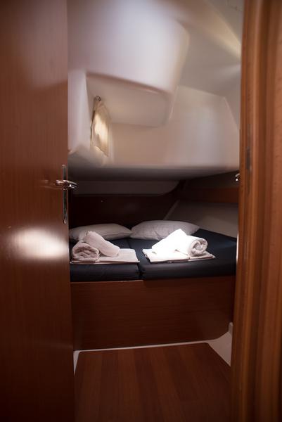Book yachts online - sailboat - Cyclades 43.4 - GEORGE'S - rent