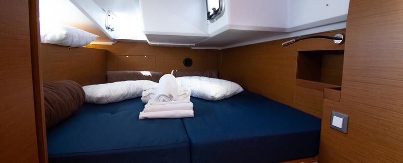 Book yachts online - sailboat - Sun Odyssey 490 - MARINA GEN.+A.C. - rent
