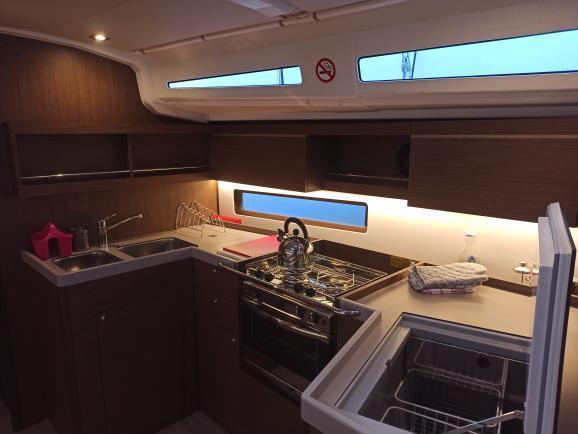 Book yachts online - sailboat - Oceanis 40.1 - Joy - rent