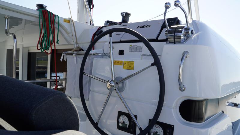 Book yachts online - catamaran - Lagoon 40 - Chios - rent