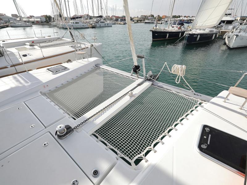 Book yachts online - catamaran - Lagoon 40 - TOM &amp; JERRY - rent