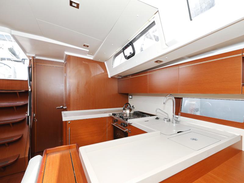 Book yachts online - sailboat - Oceanis 51.1 - GREY GOOSE  - rent