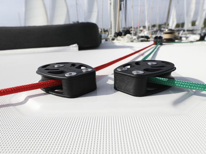 Book yachts online - catamaran - Lagoon 40 - MARI - rent