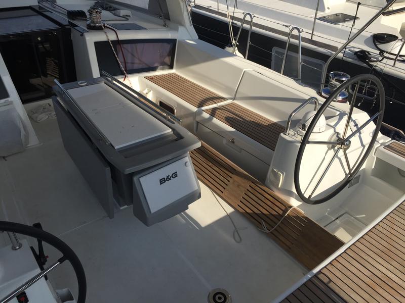 Book yachts online - sailboat - Oceanis 48 - San Clemente  - rent