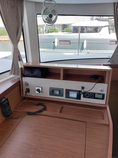Book yachts online - catamaran - Lagoon 42 - DALMATIA SUNRISE  - rent