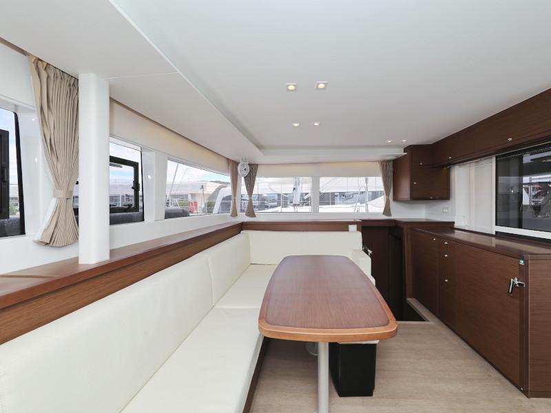 Book yachts online - catamaran - Lagoon 450 - OASIS - rent
