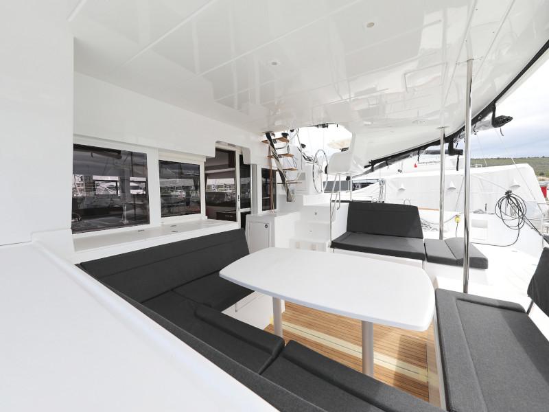 Book yachts online - catamaran - Lagoon 450 - OASIS - rent