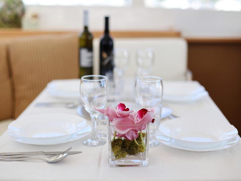 Book yachts online - catamaran - Lagoon 39 - GIN TONIC - rent