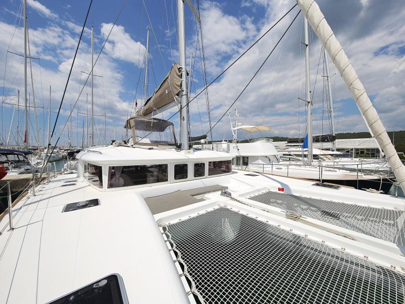 Book yachts online - catamaran - Lagoon 450 F - LADIES&amp;GENTLEMEN - rent