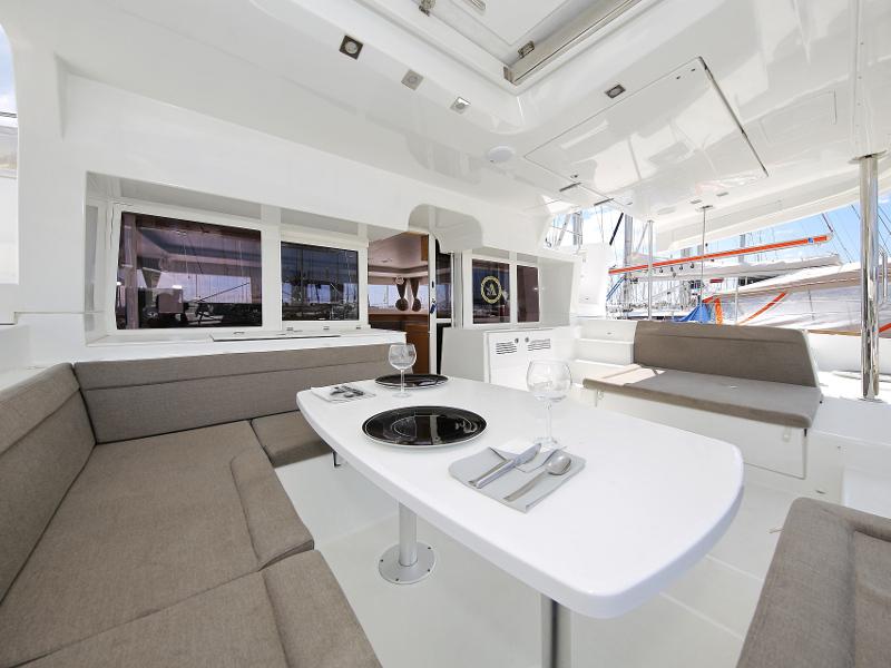 Book yachts online - catamaran - Lagoon 450 F - LADIES&amp;GENTLEMEN - rent