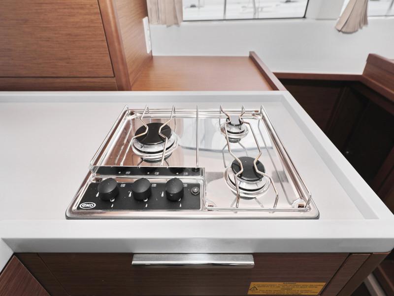 Book yachts online - catamaran - Lagoon 40 - LANCELOT - rent