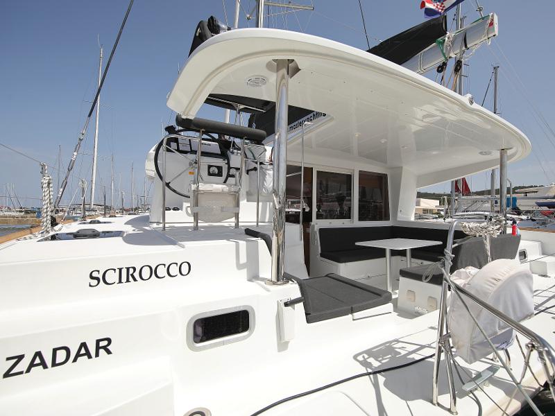 Book yachts online - catamaran - Lagoon 400 S2 LTD EDITION - SCIROCCO - rent