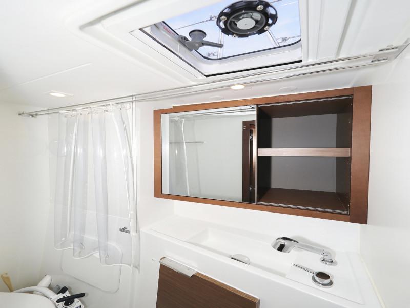 Book yachts online - catamaran - Lagoon 40 - BLUE ANGEL - rent