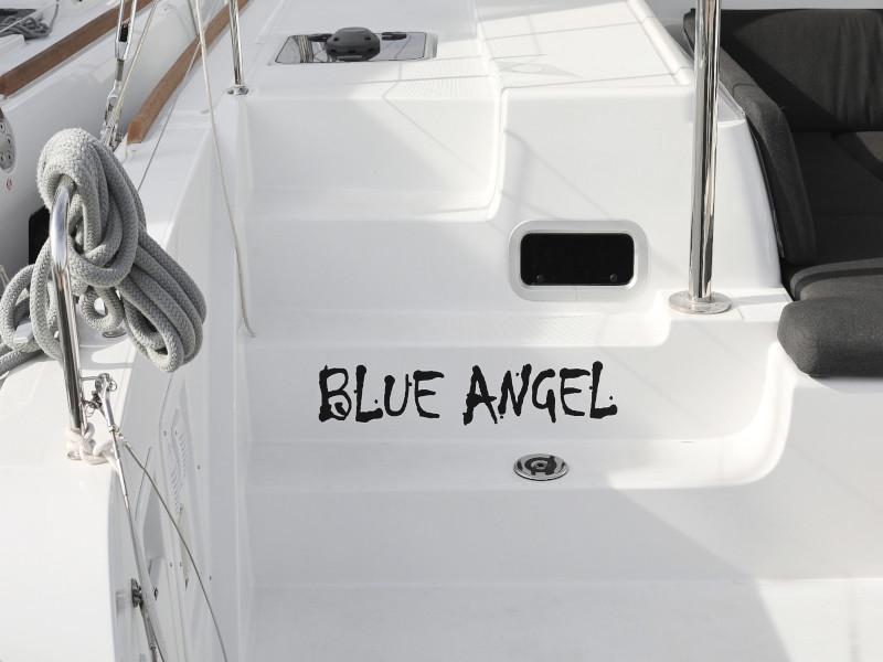 Book yachts online - catamaran - Lagoon 40 - BLUE ANGEL - rent