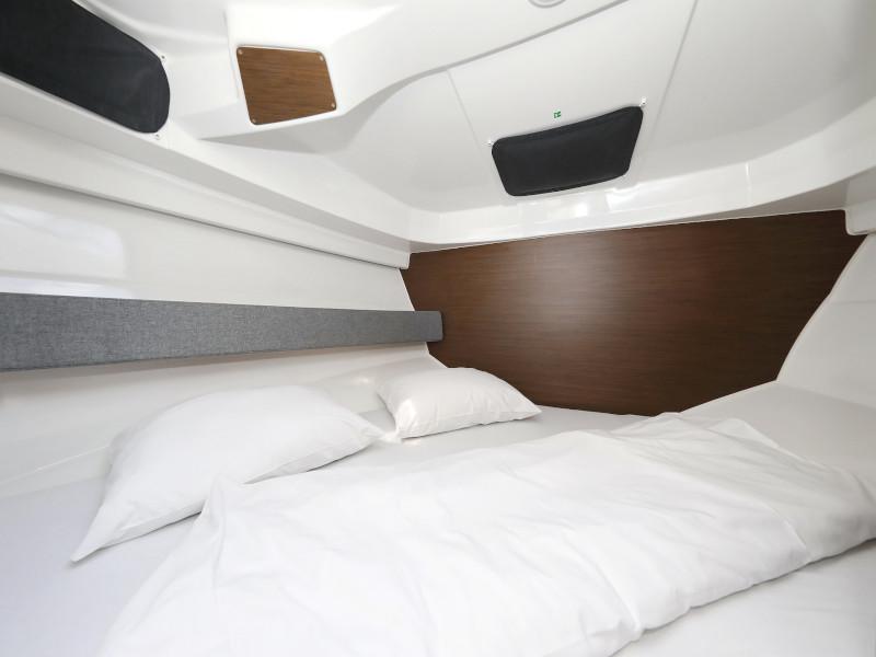 Book yachts online - motorboat - Antares 8 - BELECA - rent