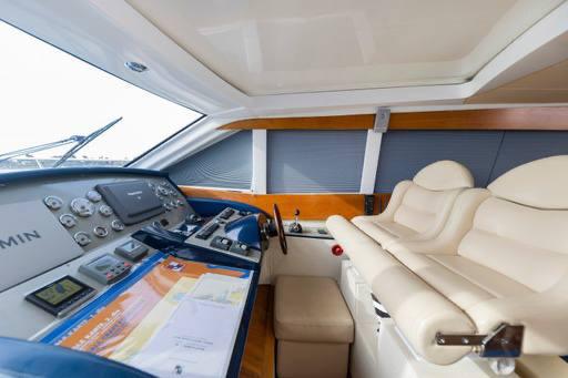 Book yachts online - motorboat - Alena 56 - MARIS - rent
