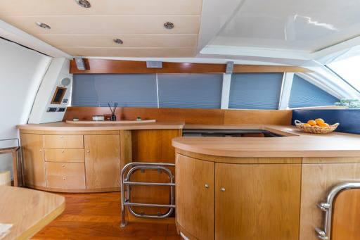 Book yachts online - motorboat - Alena 56 - MARIS - rent