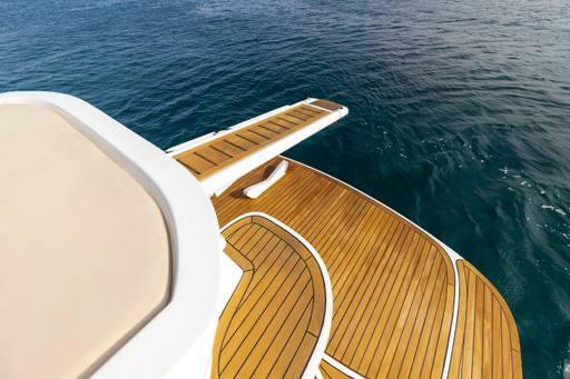 Book yachts online - motorboat - Alena 56 - MARIS - rent
