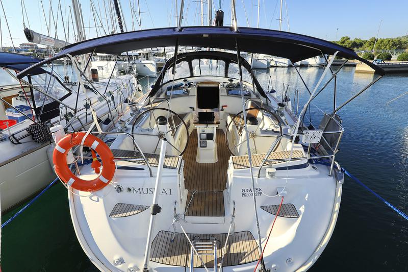 Book yachts online - sailboat - Bavaria 50 - MUSKAT - rent