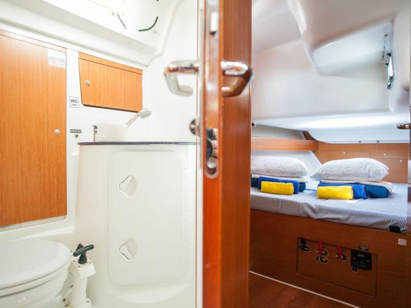 Book yachts online - sailboat - Cyclades 50.5 - PINTA - rent