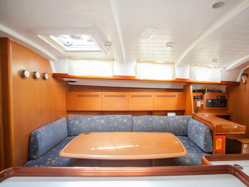Book yachts online - sailboat - Cyclades 50.5 - PINTA - rent