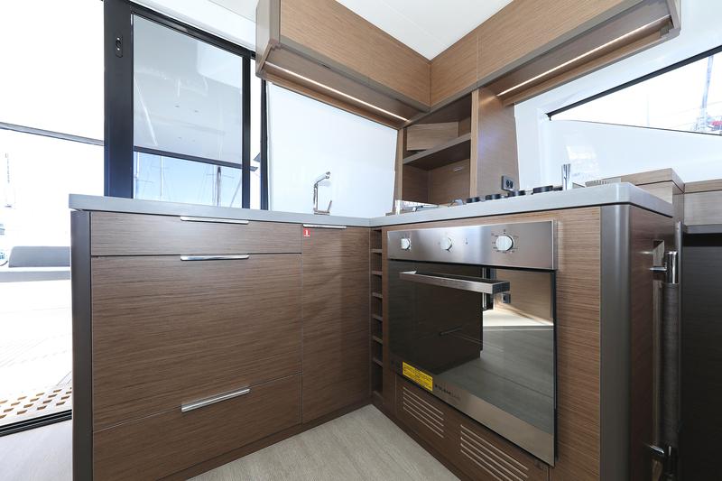 Book yachts online - catamaran - Lagoon 50 - CELESTE DEL MAR - rent