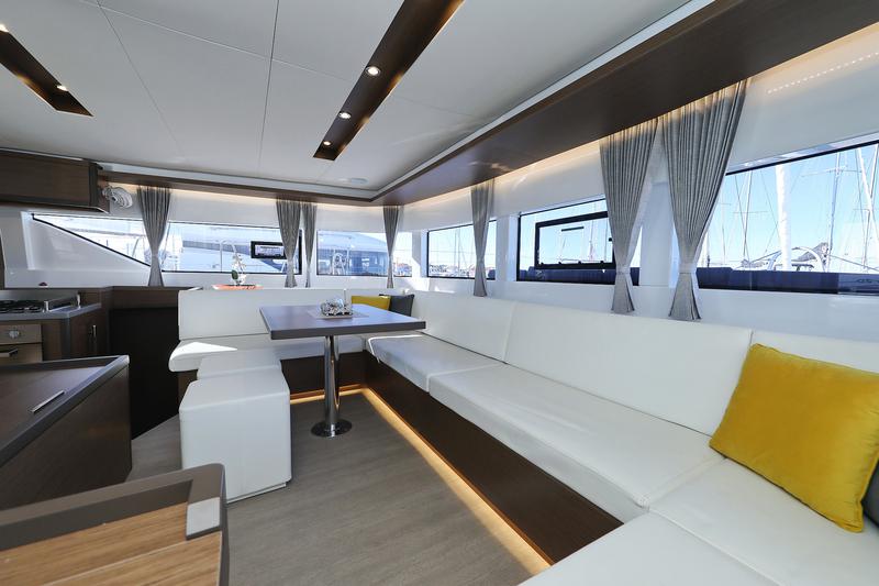 Book yachts online - catamaran - Lagoon 50 - CELESTE DEL MAR - rent