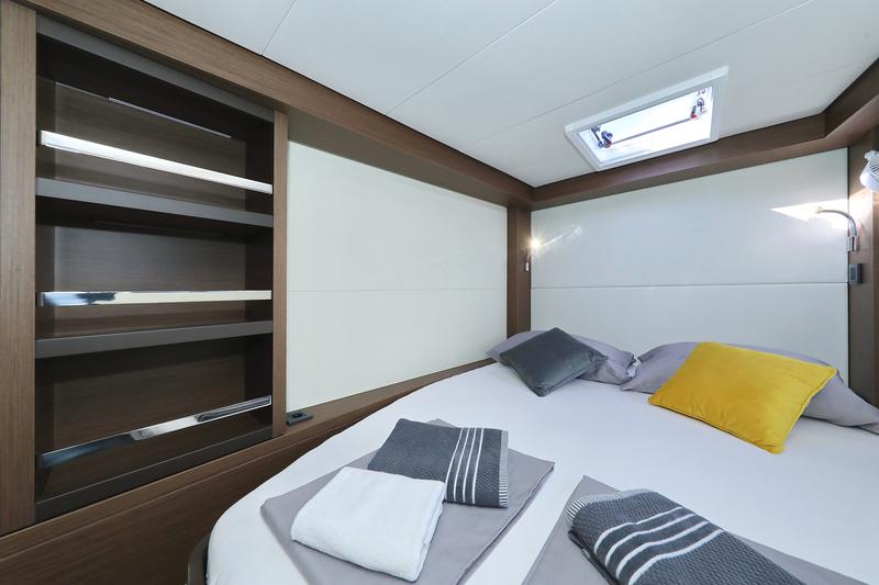 Book yachts online - catamaran - Lagoon 50 - CELESTE DEL MAR - rent