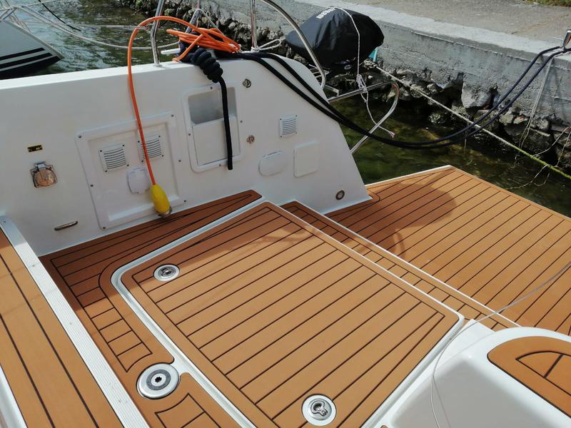Book yachts online - catamaran - Lagoon 42 - BOLUBO - rent