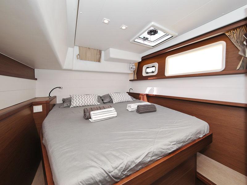 Book yachts online - catamaran - Lagoon 450 F - PARADISE - rent