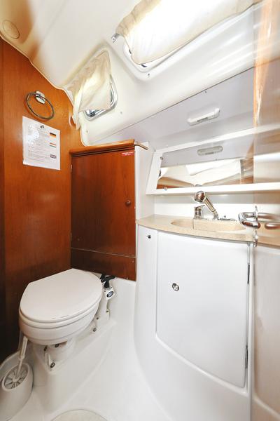 Book yachts online - sailboat - Sun Odyssey 45 - Lejla - rent