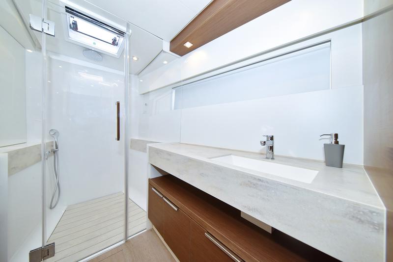 Book yachts online - catamaran - Lagoon 50- owner version - RAGNAR - rent