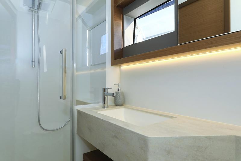 Book yachts online - catamaran - Lagoon 50- owner version - RAGNAR - rent