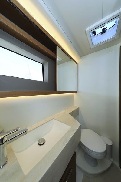 Book yachts online - catamaran - Lagoon 50- owner version - RAGNAR - rent