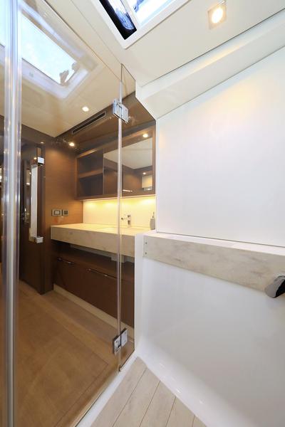 Book yachts online - catamaran - Lagoon 50- owner version - RAGNAR - rent