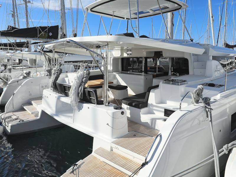 Book yachts online - catamaran - Lagoon 46 - DEEPSEA - rent