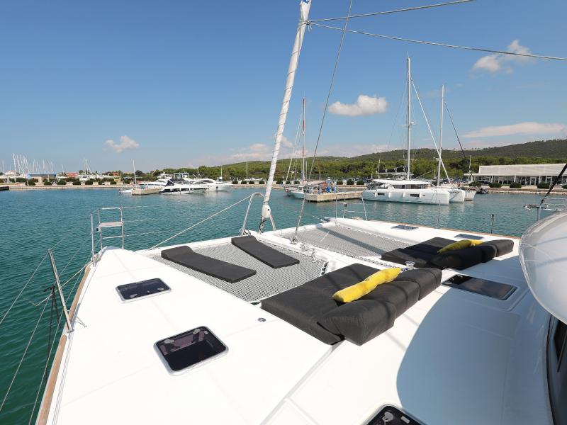 Book yachts online - catamaran - Lagoon 620 - MASTERDREAM  - rent