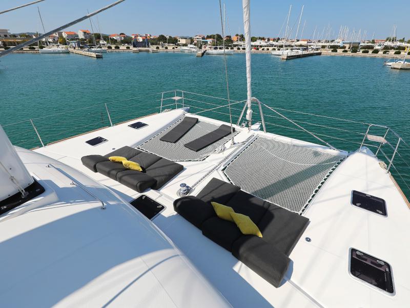 Book yachts online - catamaran - Lagoon 620 - MASTERDREAM  - rent