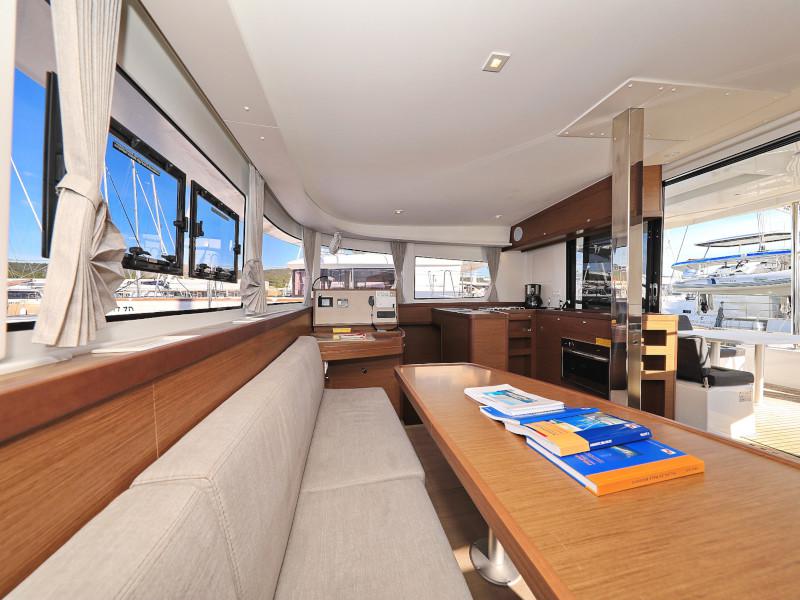 Book yachts online - catamaran - Lagoon 42 - SEA YA - rent