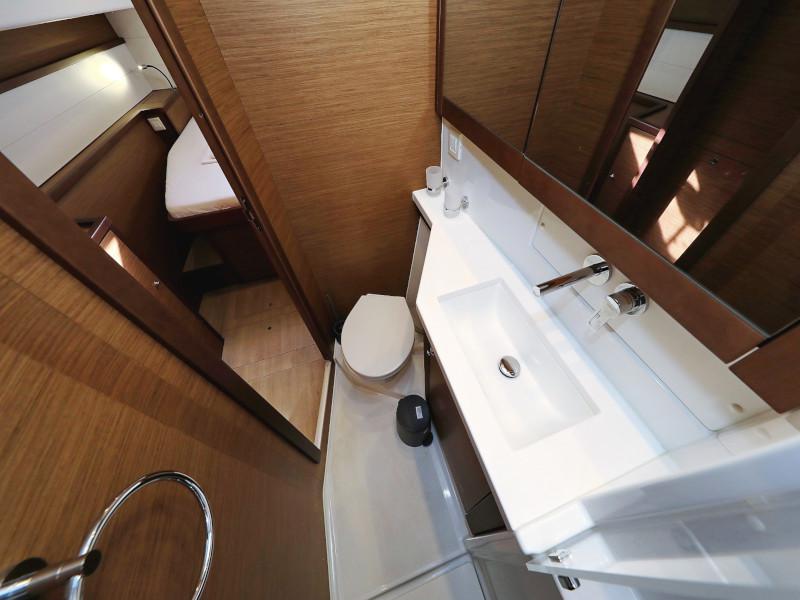 Book yachts online - catamaran - Lagoon 450 F - OLIVER - rent