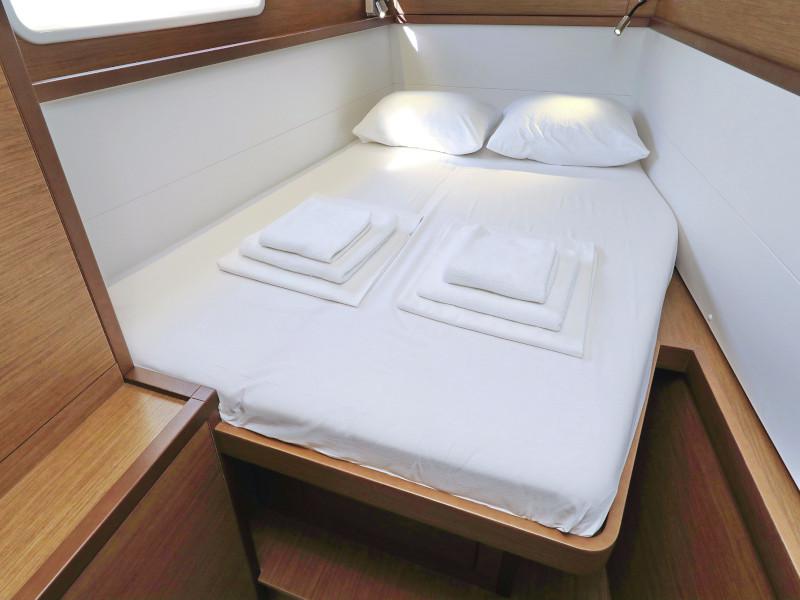 Book yachts online - catamaran - Lagoon 450 F - OLIVER - rent
