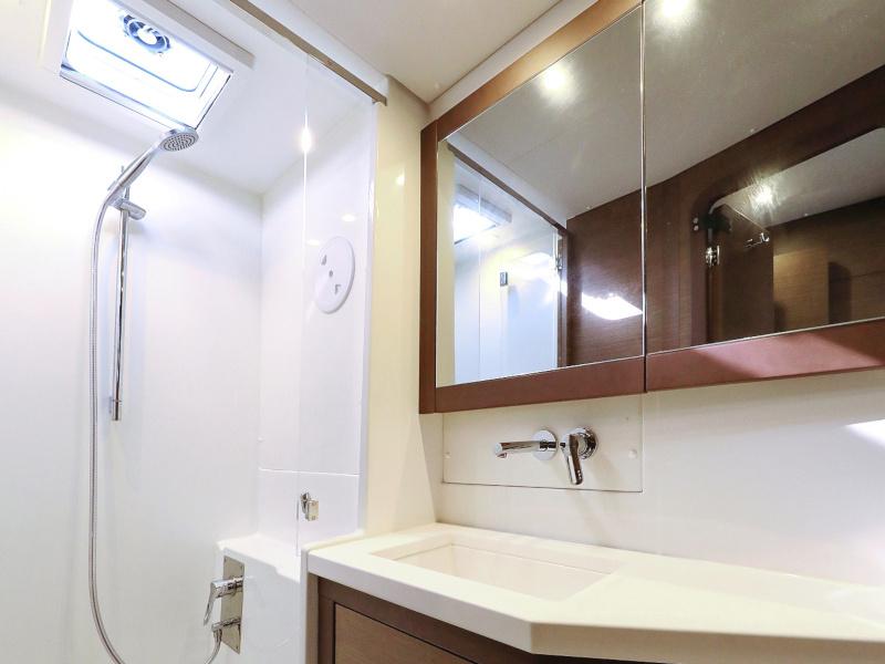 Book yachts online - catamaran - Lagoon 450 F - OLIVER - rent